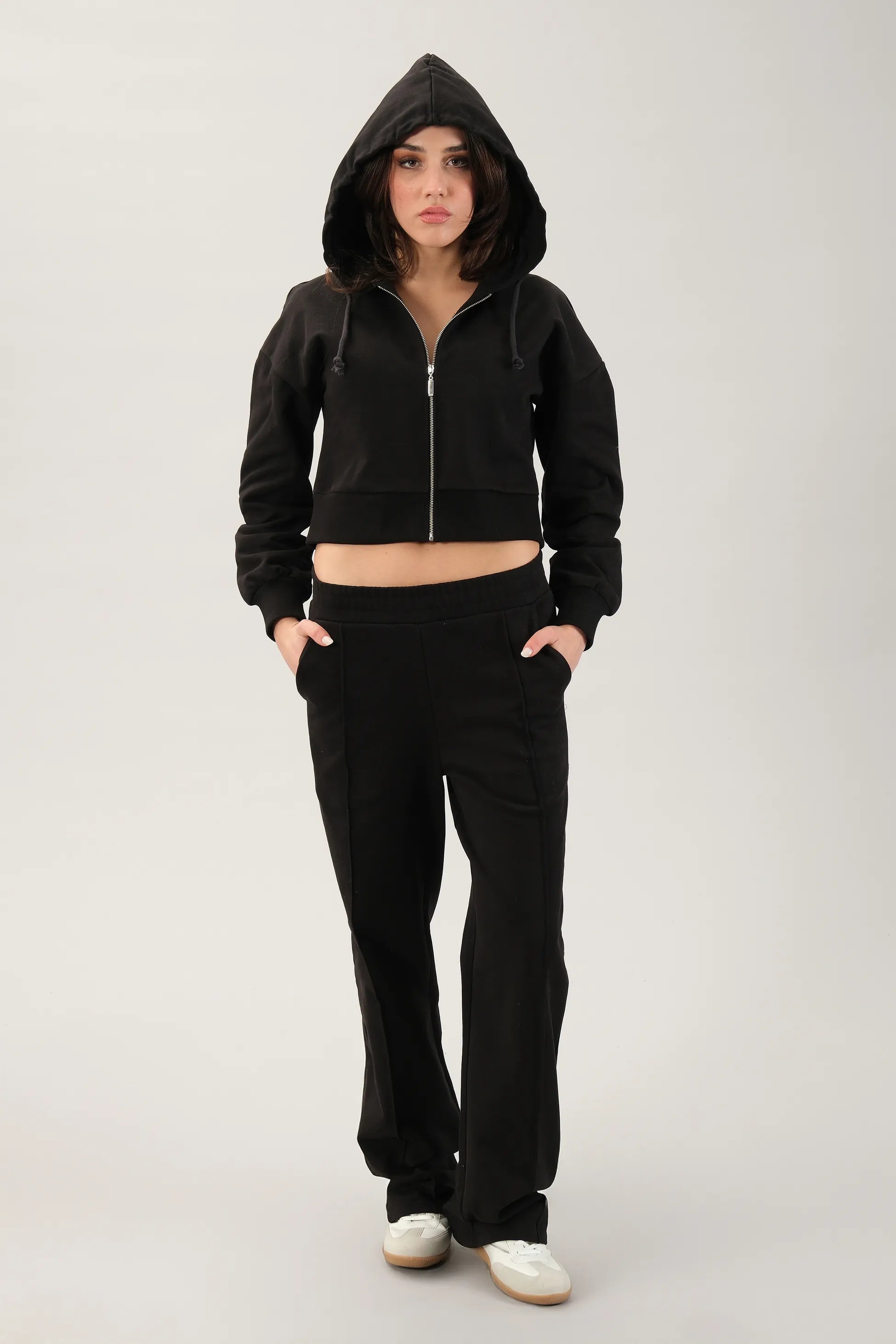 Kadın Düz Paça Siyah Jogger Pantolon
