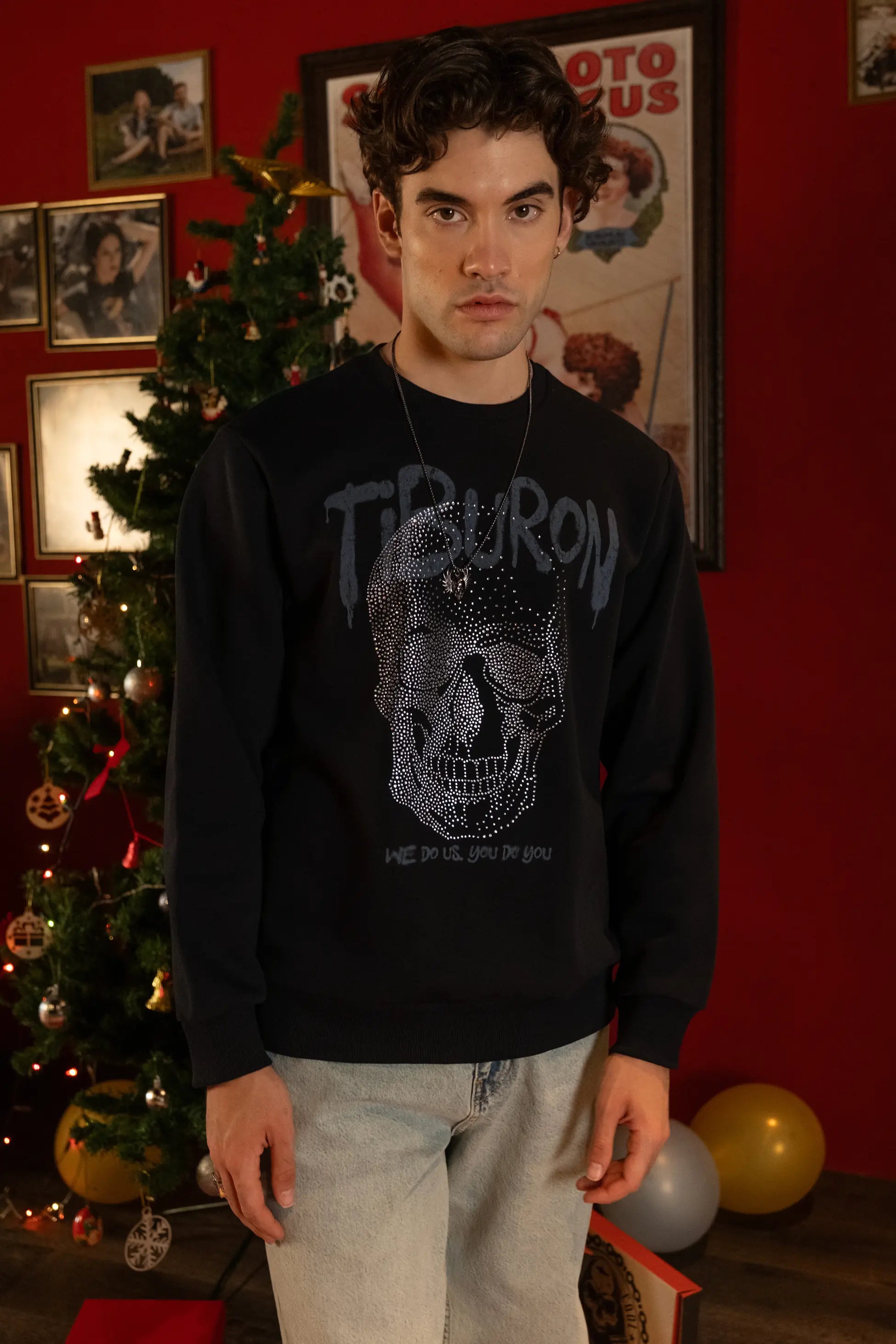 Taş Baskılı Siyah Erkek Sweatshirt